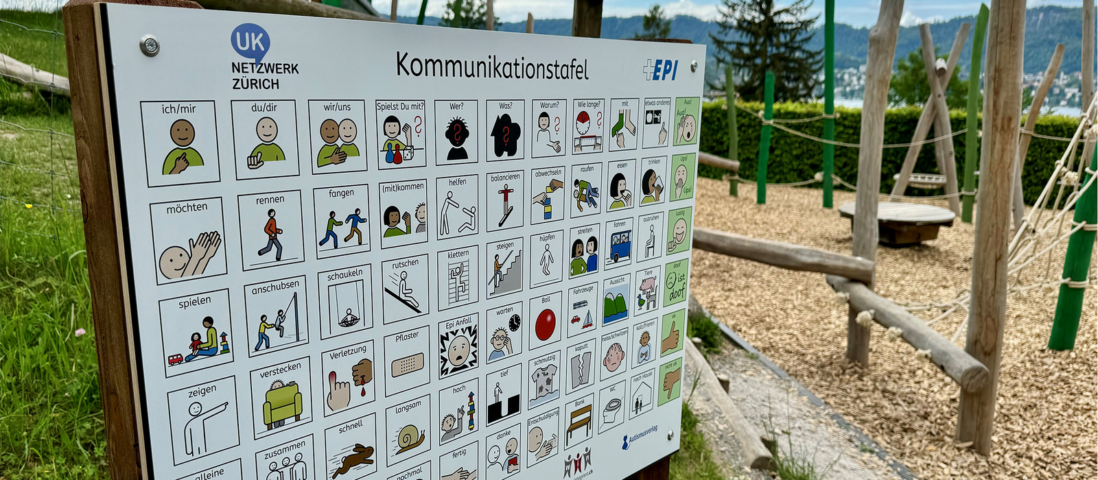 Inklusive Spielplatztafel auf dem EPI Gelände