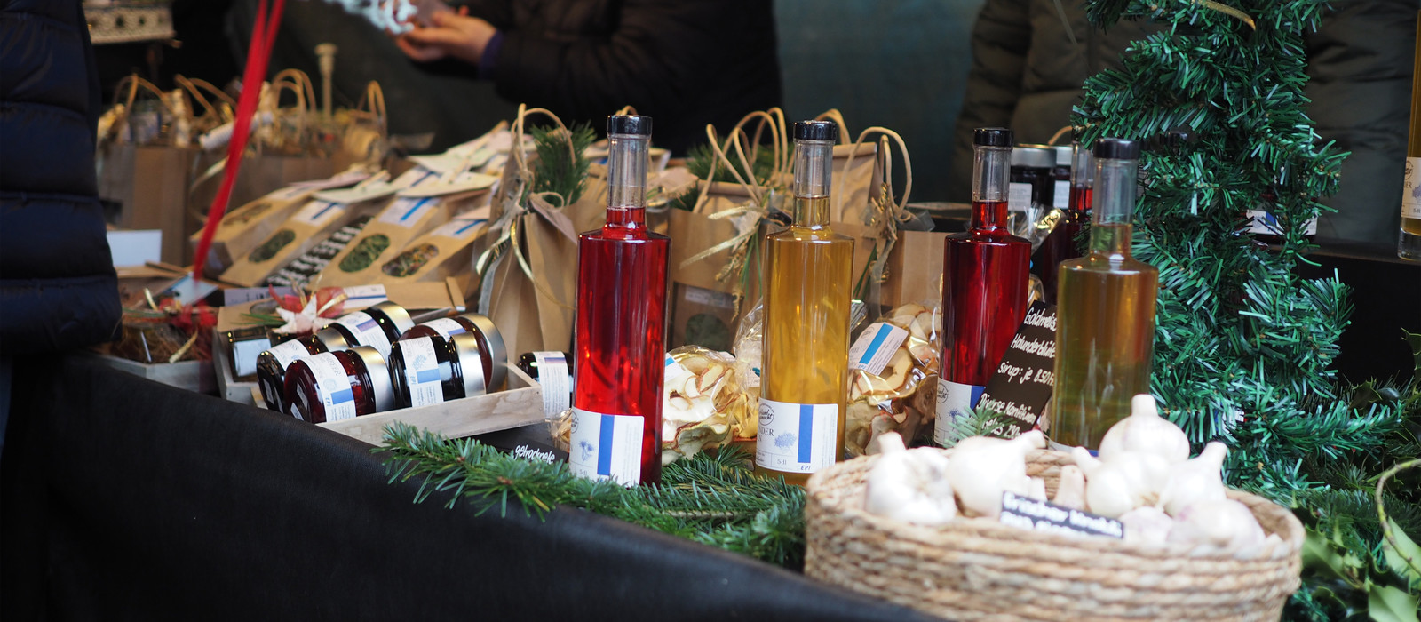 Festliche Stimmung am Badener Adventsmarkt